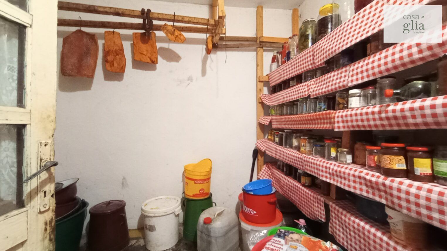 micsa-casa-proprietate-la-tara (27)