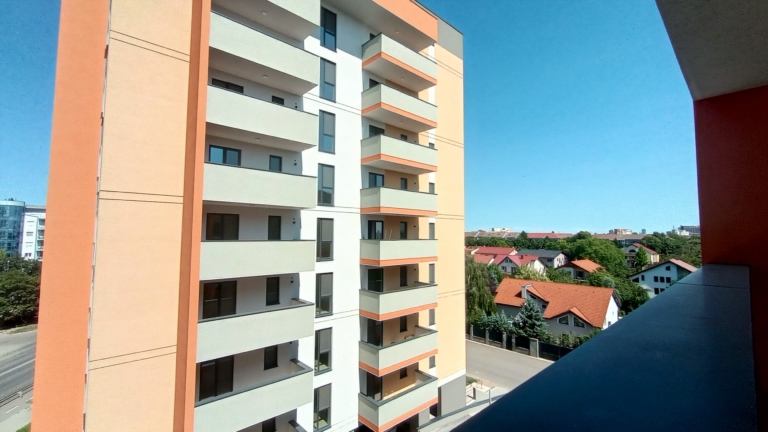 apt-109-ext (1)