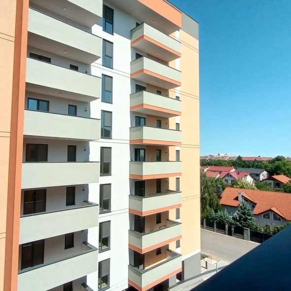 apt-109-ext (1)